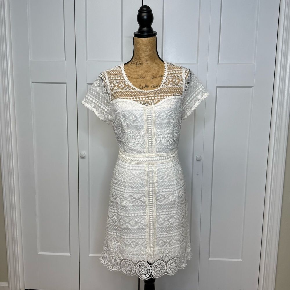 💫 Skies Are Blue White Lace Dress - Size S